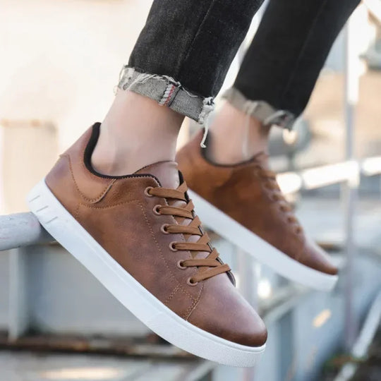 Męskie sneakersy casual – stylowe buty miejskie z wygodną podeszwą