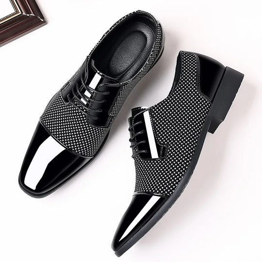 Eleganckie półbuty męskie wizytowe – stylowe buty do garnituru z nowoczesnym wzorem