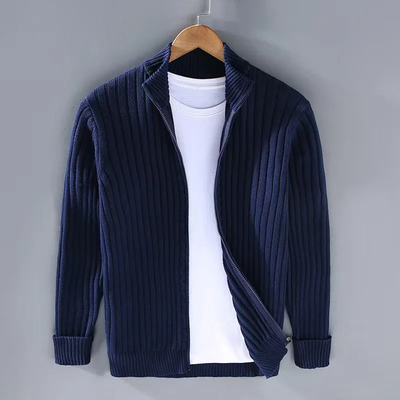 Męski sweter prążkowany z zamkiem – elegancki golf casualowy
