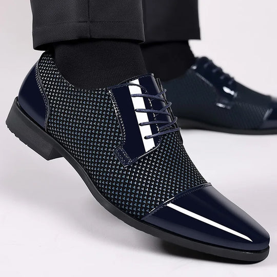 Eleganckie półbuty męskie wizytowe – stylowe buty do garnituru z nowoczesnym wzorem