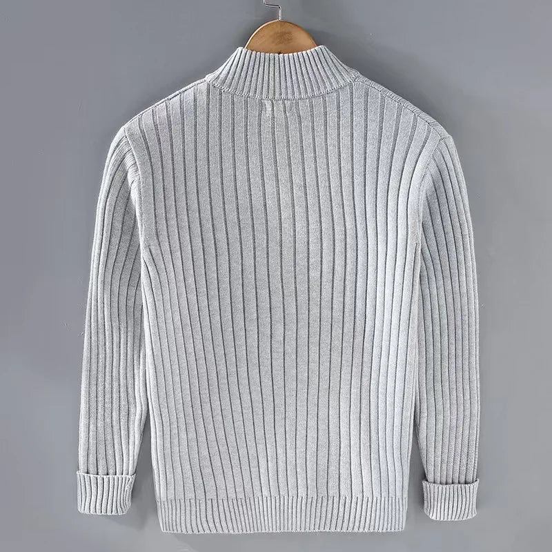 Męski sweter prążkowany z zamkiem – elegancki golf casualowy