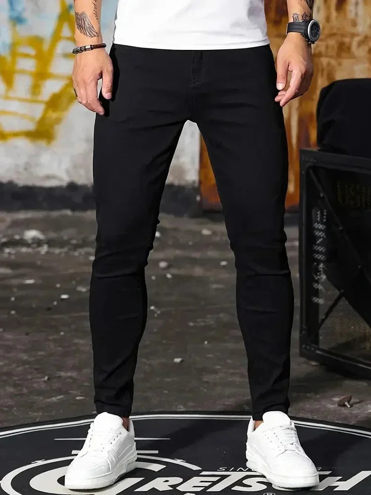 Spodnie męskie jeans slim fit – elastyczne, dopasowane, komfortowe na co dzień