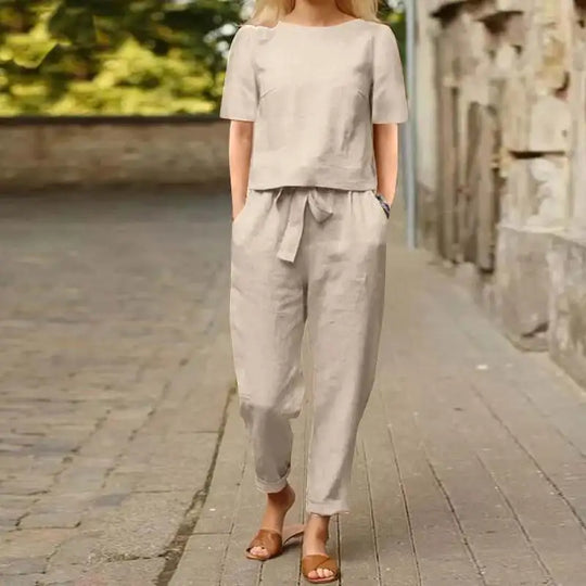 Damski komplet casual – wygodny zestaw, nowoczesny styl, lekki materiał