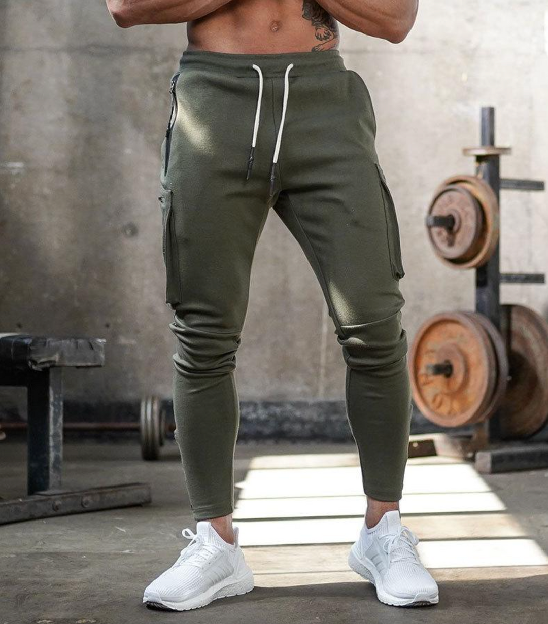 Męskie spodnie sportowe slim fit – elastyczne spodnie treningowe z kieszeniami i zamkami