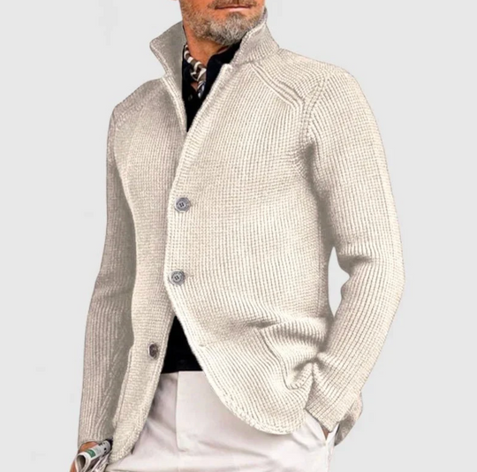 Sweter męski zapinany na guziki – elegancki kardigan z wysokim kołnierzem